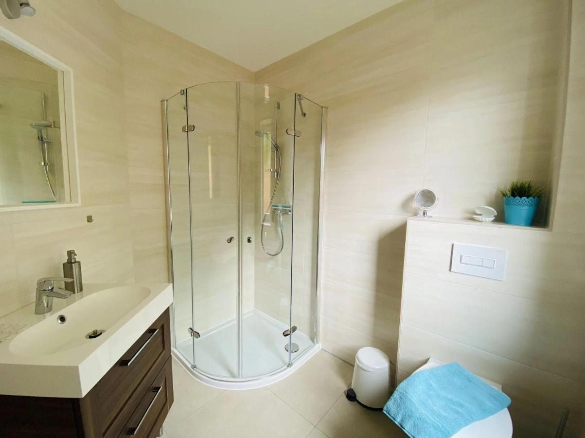 Bischofshof Apartment Sellin  Ngoại thất bức ảnh